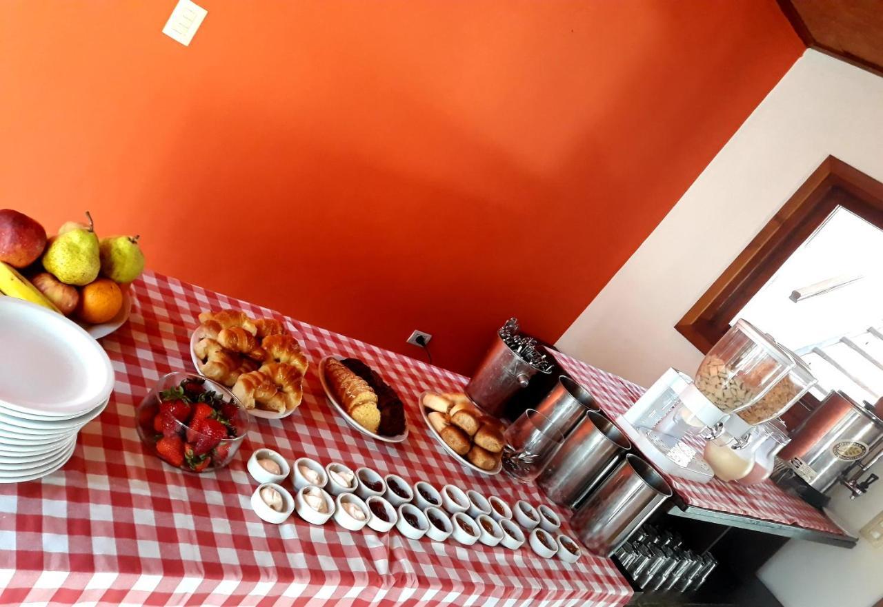La Tavola Hotel Pinamar Esterno foto